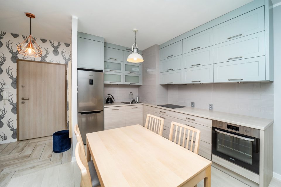 2 pokoje z miejscem w hali garażowej i komórką lokatorską; Morena Robyg osiedle Morenova — zdjęcie 5