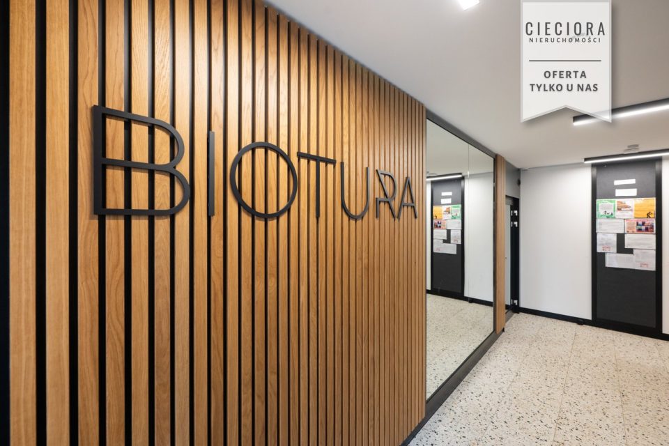 2 pokoje z balkonem i miejscem w garażu na wynajem — Osiedle Biotura